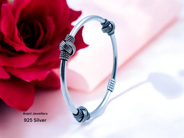 Silver Ladies Plain Kade - 17.14, Free Size