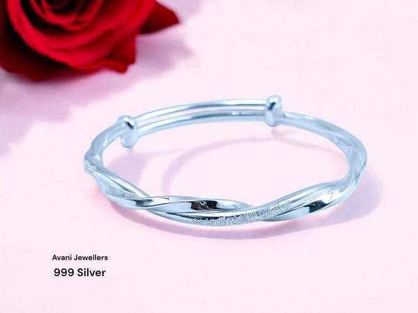 Silver Ladies Plain Kade - 20.41, Adjustable