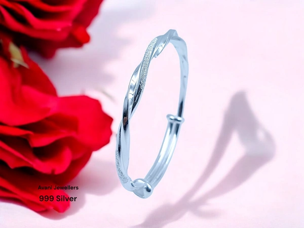 Silver Ladies Plain Kade - 20.41, Adjustable