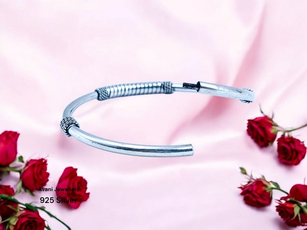 Silver Ladies Plain Kade - 14.37, Free Size