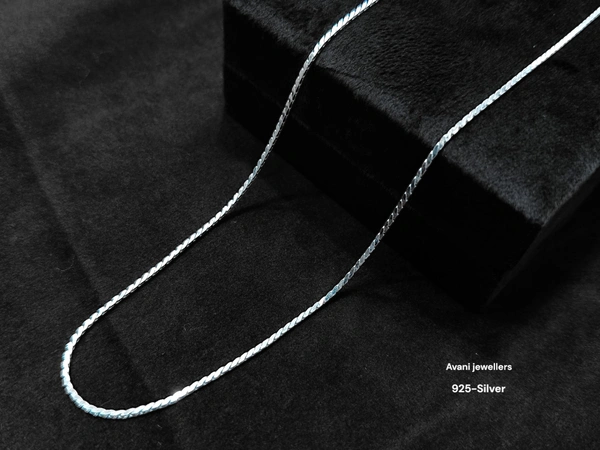 Silver Gents Chain - 18, 4.41