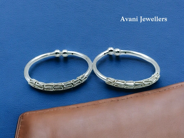 Silver Baby Plain Kade - 14.01, Adjustable