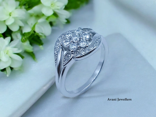 Silver Ladies Fancy Ring - 3.38, 11