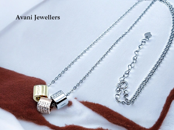 Silver Fancy Chain Pendant - 18-Inch