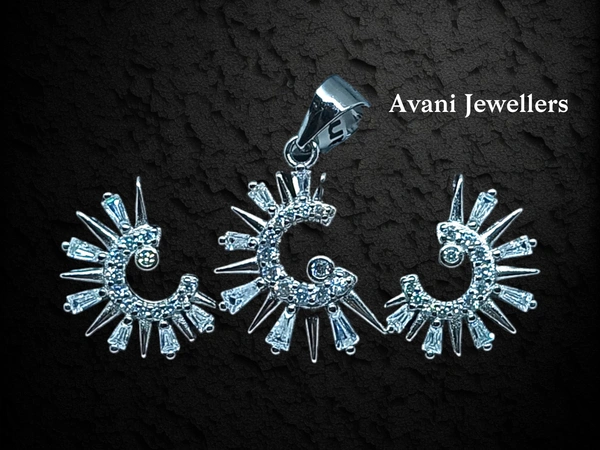 Silver Italian Fancy Pendant Set - 3.67