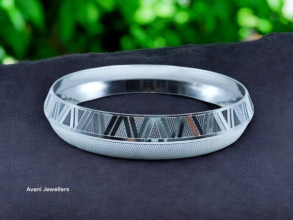 Silver Gents Kade - 29.9, 2-5.5 Inch