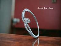 Silver Ladies Fancy Kade - 10.93, Free Size