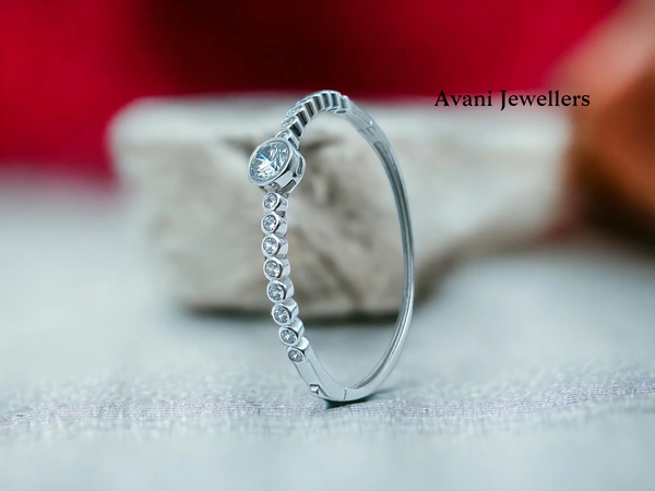 Silver Ladies Fancy Kade - 11.47, Free Size