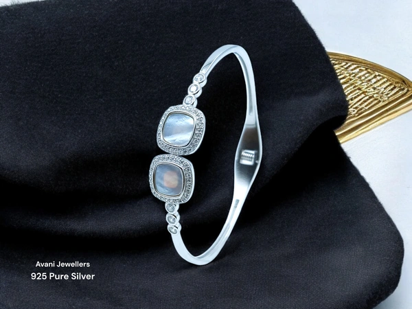 Silver Ladies Fancy Kade - 11.51, Free Size