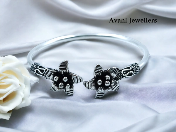 Silver Ladies Plain Kade - 10.99, Adjustable