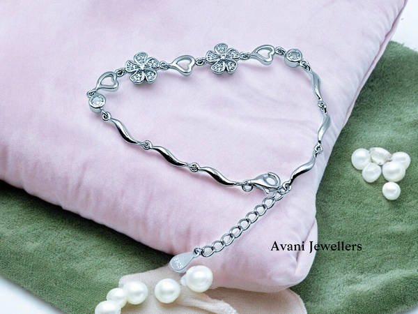 Silver Ladies Fancy Bracelet - 6.92, Adjustable