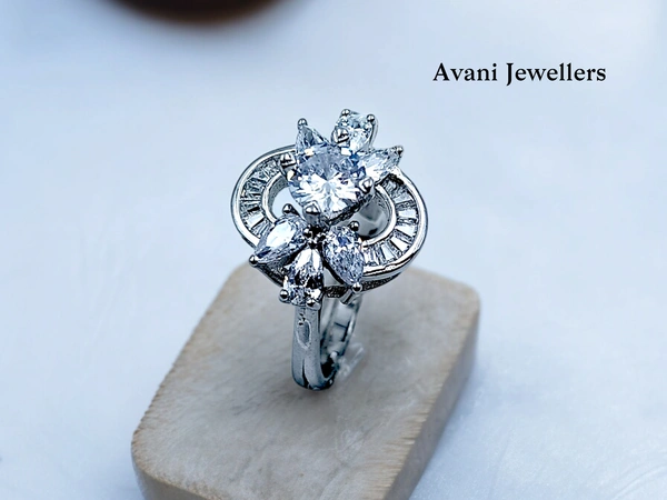 Silver Ladies Fancy Ring - 4.86, 17