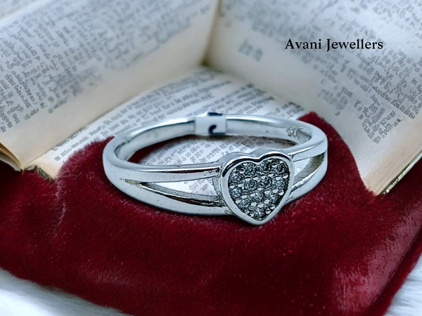 Silver Ladies Fancy Ring - 1.95, 14