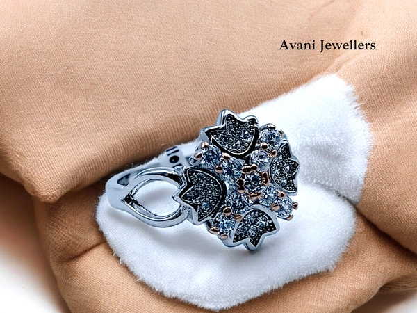 Silver Ladies Fancy Ring - 3.4, 15.5