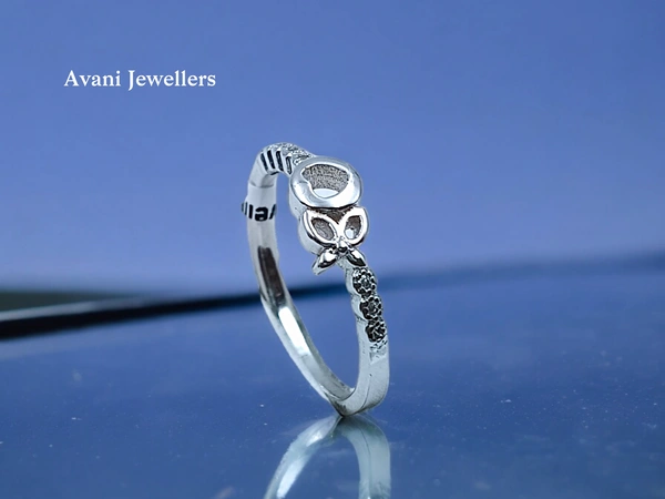 Silver Ladies Fancy Ring - 2.09, 18