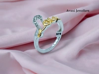Silver Ladies Fancy Ring - 2.05, 9