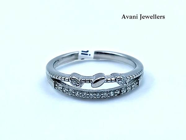 Silver Ladies Fancy Ring - 1.44, 8
