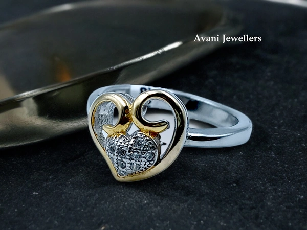 Silver Ladies Fancy Ring - 2.81, 12