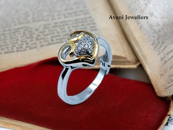 Silver Ladies Fancy Ring - 2.81, 12