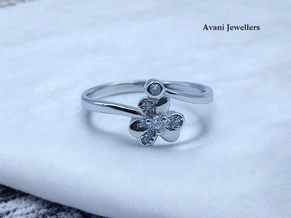 Silver Ladies Fancy Ring - 1.82, 11