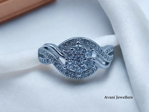 Silver Ladies Fancy Ring - 3.66, 11