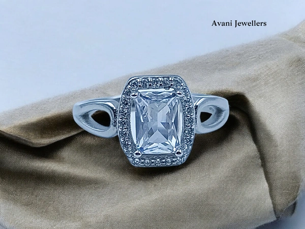 Silver Ladies Fancy Ring - 2.78, 11