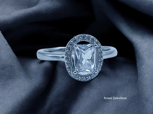 Silver Ladies Fancy Ring - 2.9
