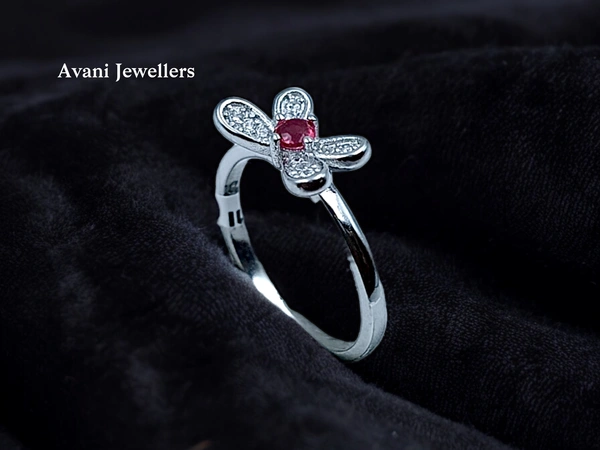 Silver Ladies Fancy Ring - 1.56, 9