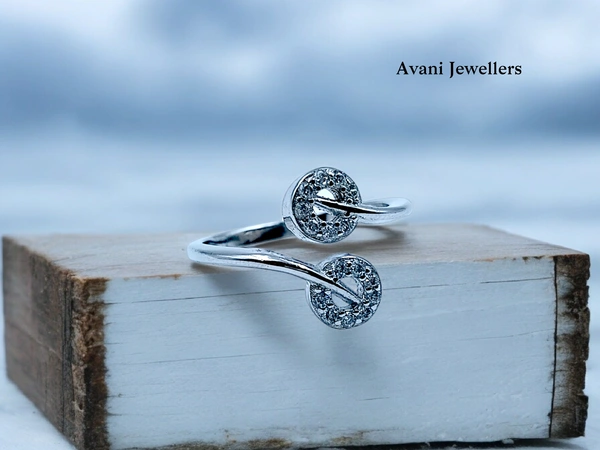 Silver Ladies Fancy Ring - 2.35, 15
