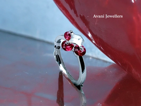Silver Ladies Fancy Ring - 2.51, 10