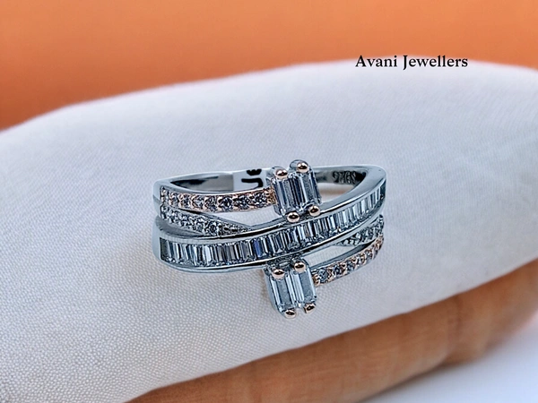 Silver Ladies Fancy Ring - 2.96, 8