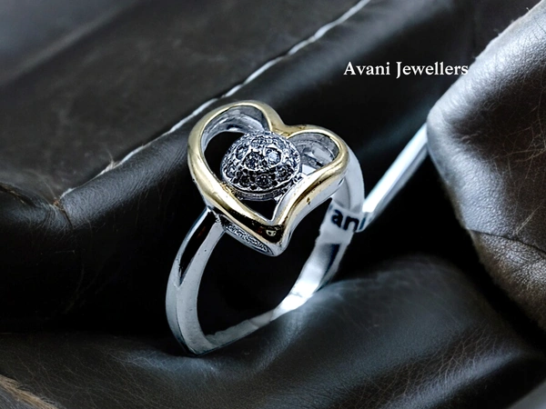 Silver Ladies Fancy Ring - 2.85, 12