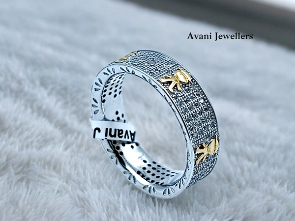 Silver Ladies Fancy Ring - 5.92, 19.5