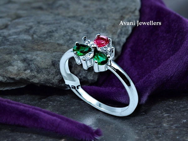Silver Ladies Fancy Ring - 2.05, 15