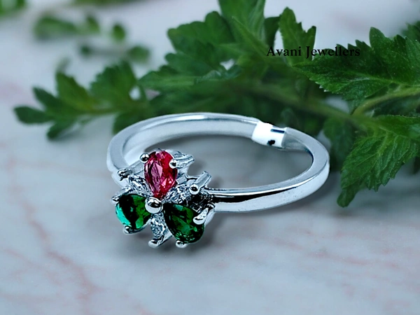 Silver Ladies Fancy Ring - 2.05, 15