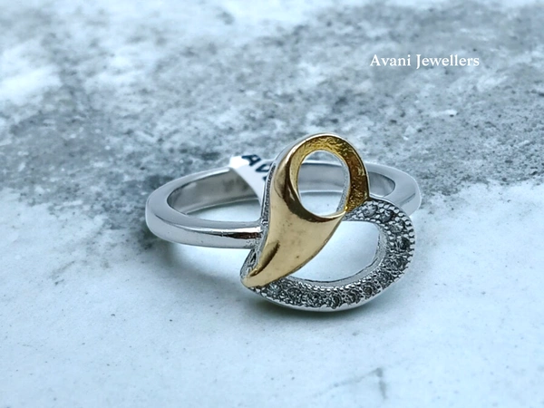Silver Ladies Fancy Ring - 2.88, 15