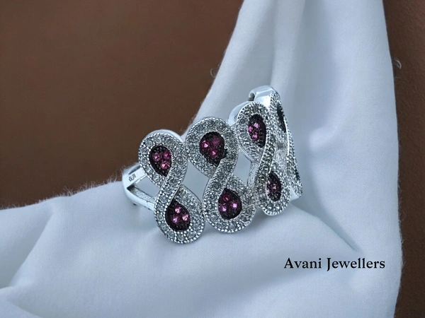 Silver Ladies Cocktail Ring - 4.9, 15