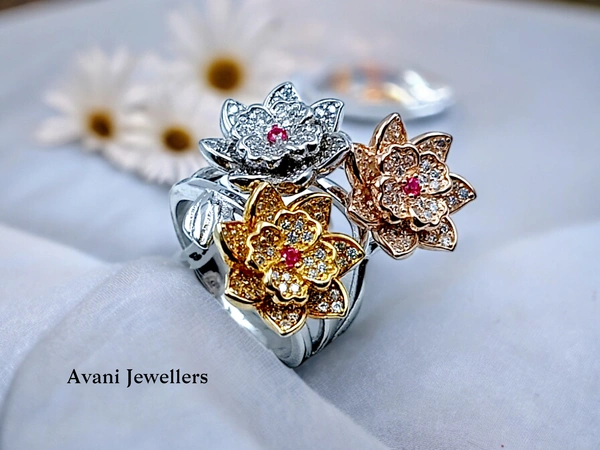 Silver Ladies Cocktail Ring - 9.73, 12