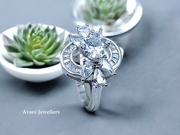 Silver Ladies Cocktail Ring - 4.98, 12