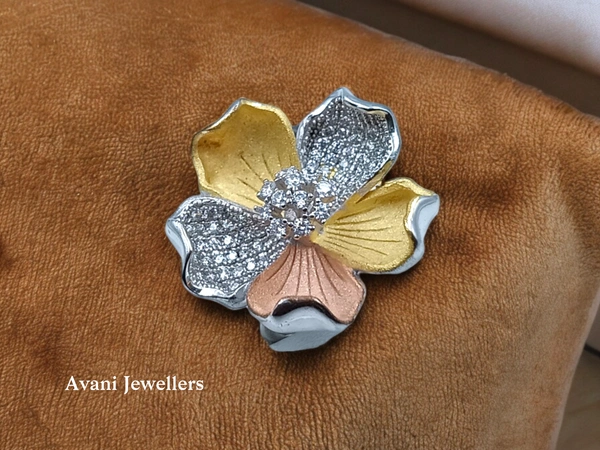 Silver Ladies Cocktail Ring - 9.78, 10