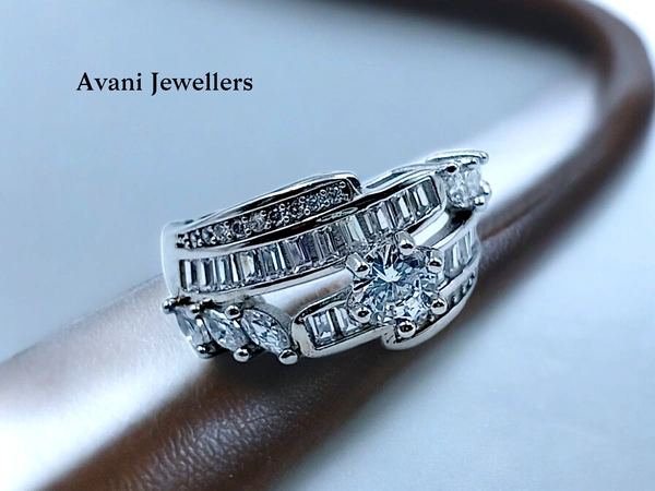Silver Ladies Cocktail Ring - 5.63, 16