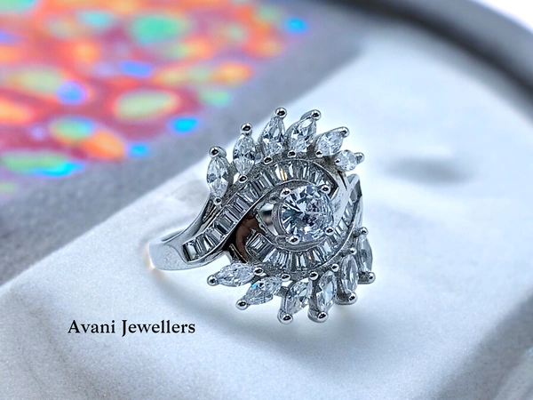 Silver Ladies Cocktail Ring - 5.44, 20