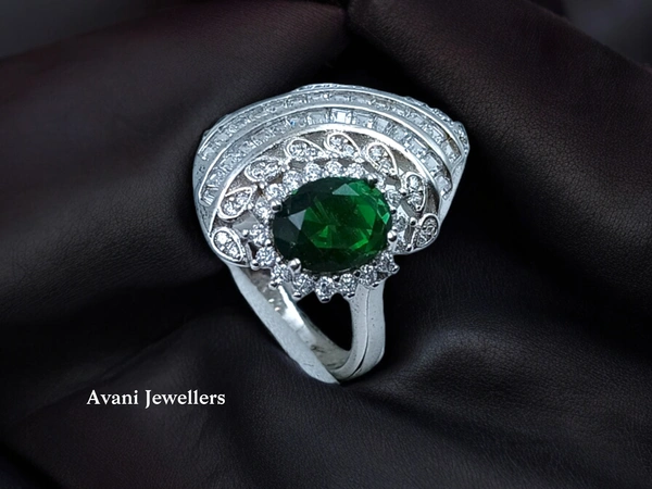 Silver Ladies Cocktail Ring - 6.05, 18