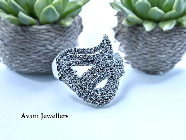 Silver Ladies Cocktail Ring - 5.33, 16
