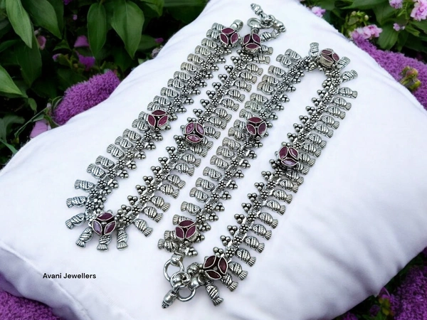 Antique Silver Paayal