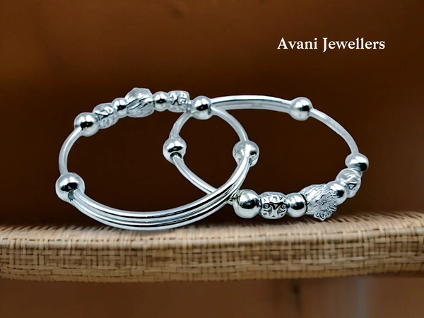 Silver Baby Plain Kade - 17.48, Adjustable