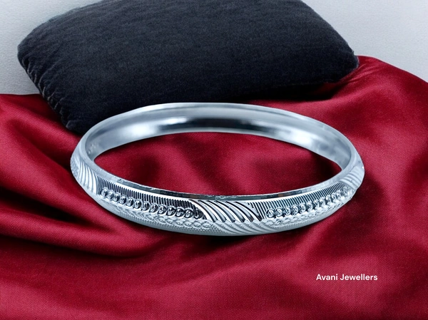 Silver Gents Kade - 17.33, 2 Inch