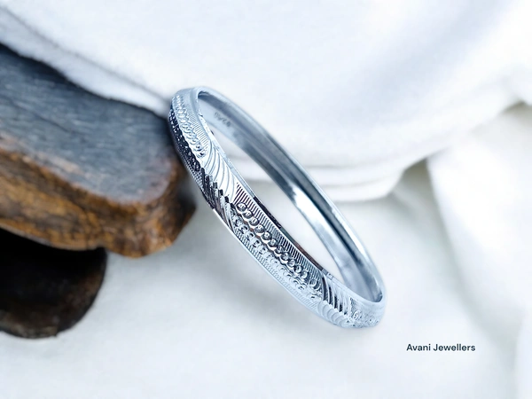 Silver Gents Kade - 17.33, 2 Inch
