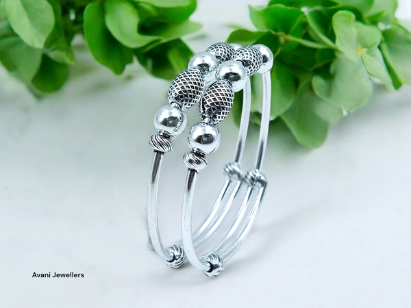 Silver Ladies Plain Kade - 16.16, Adjustable