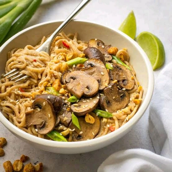 Mushroom Noodles (Veg)